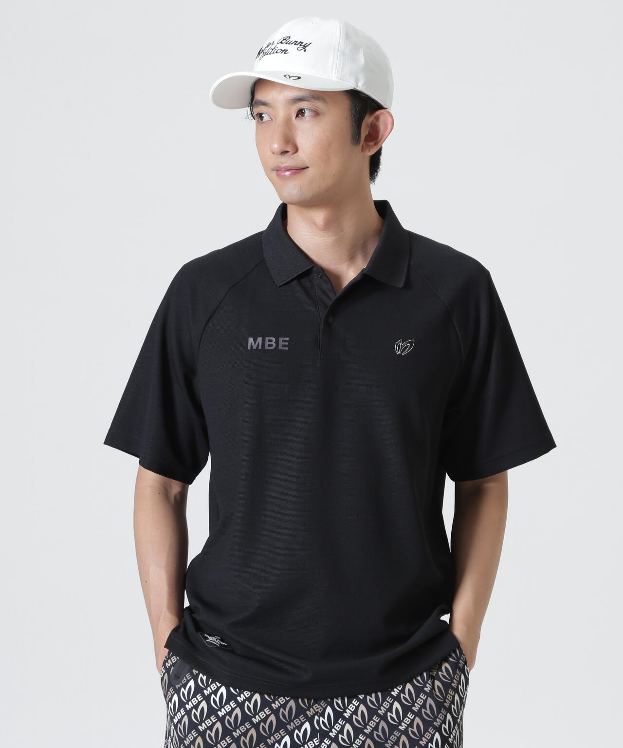 H:182cm/C:93/W:77/H:91 着用サイズ：5