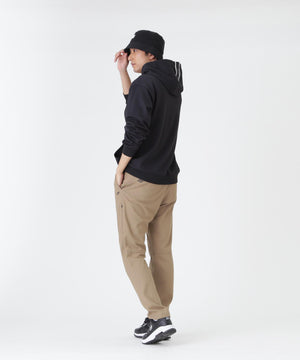H:182cm/C:93/W:77/H:91 着用サイズ：5
