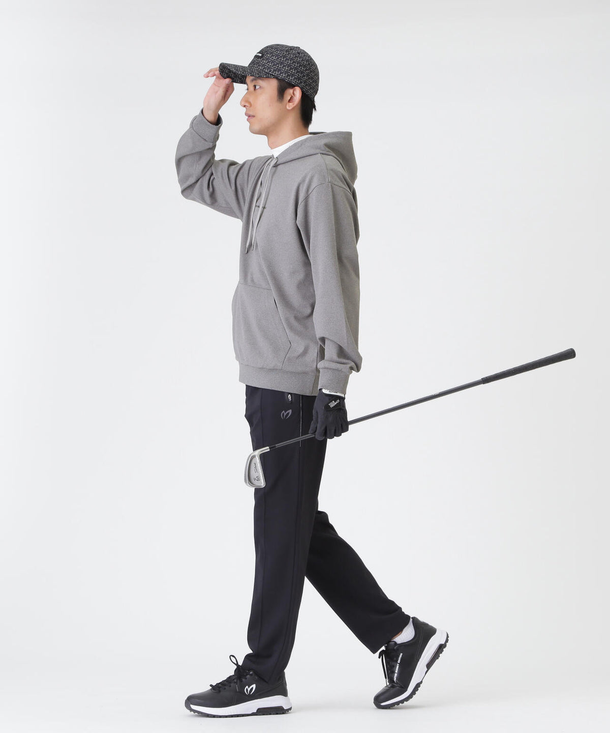 H:182cm/C:93/W:77/H:91 着用サイズ：5