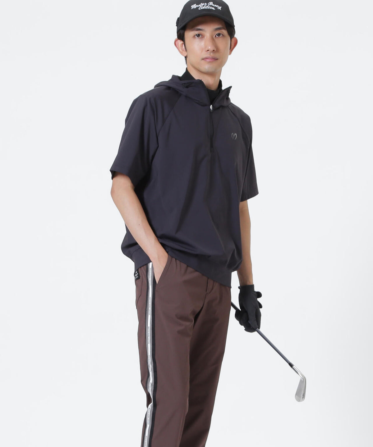 H:182cm/C:93/W:77/H:91 着用サイズ：5