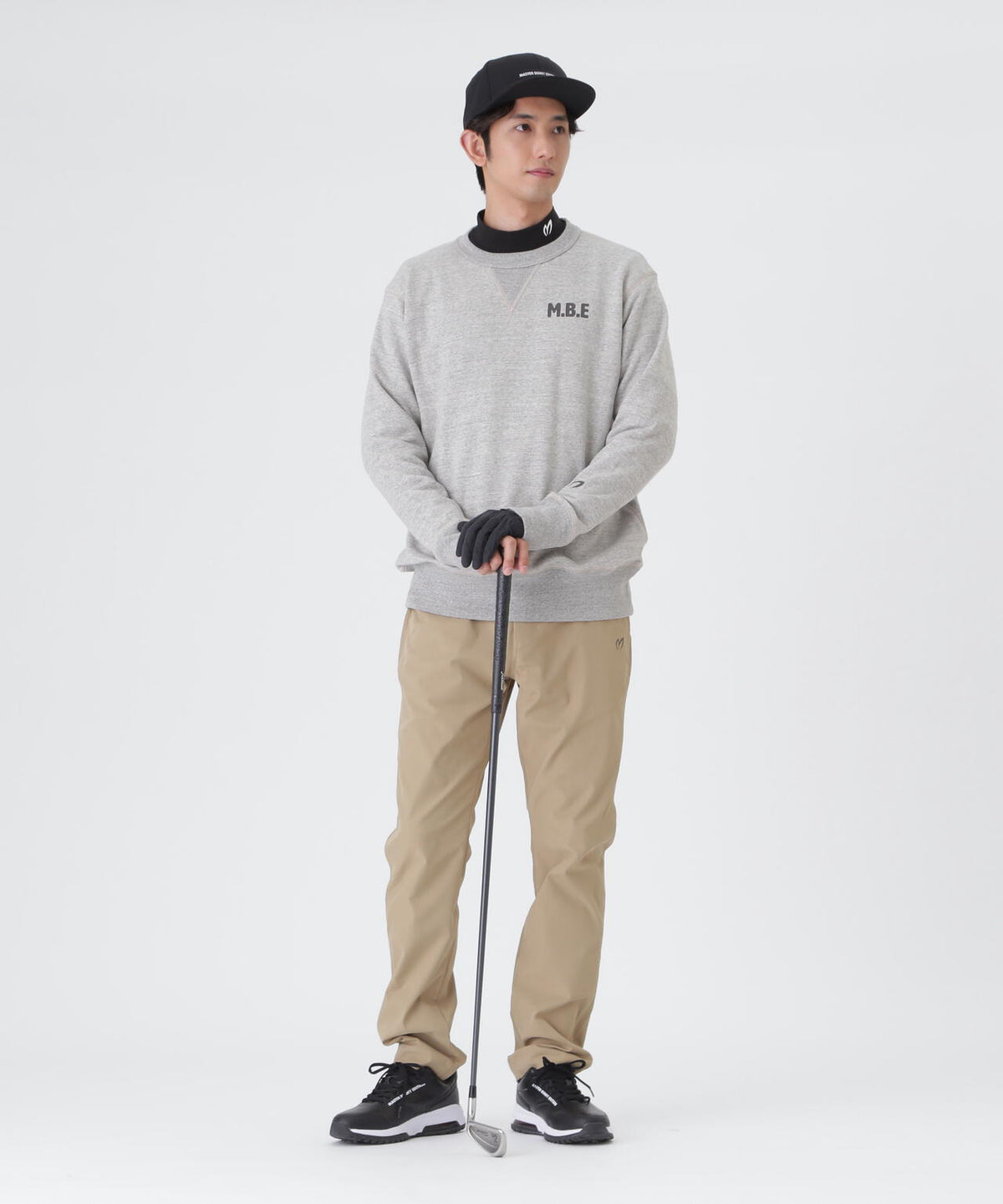H:182cm/C:93/W:77/H:91 着用サイズ：5