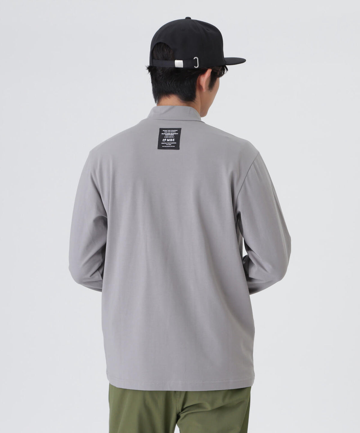 H:182cm/C:93/W:77/H:91 着用サイズ：5