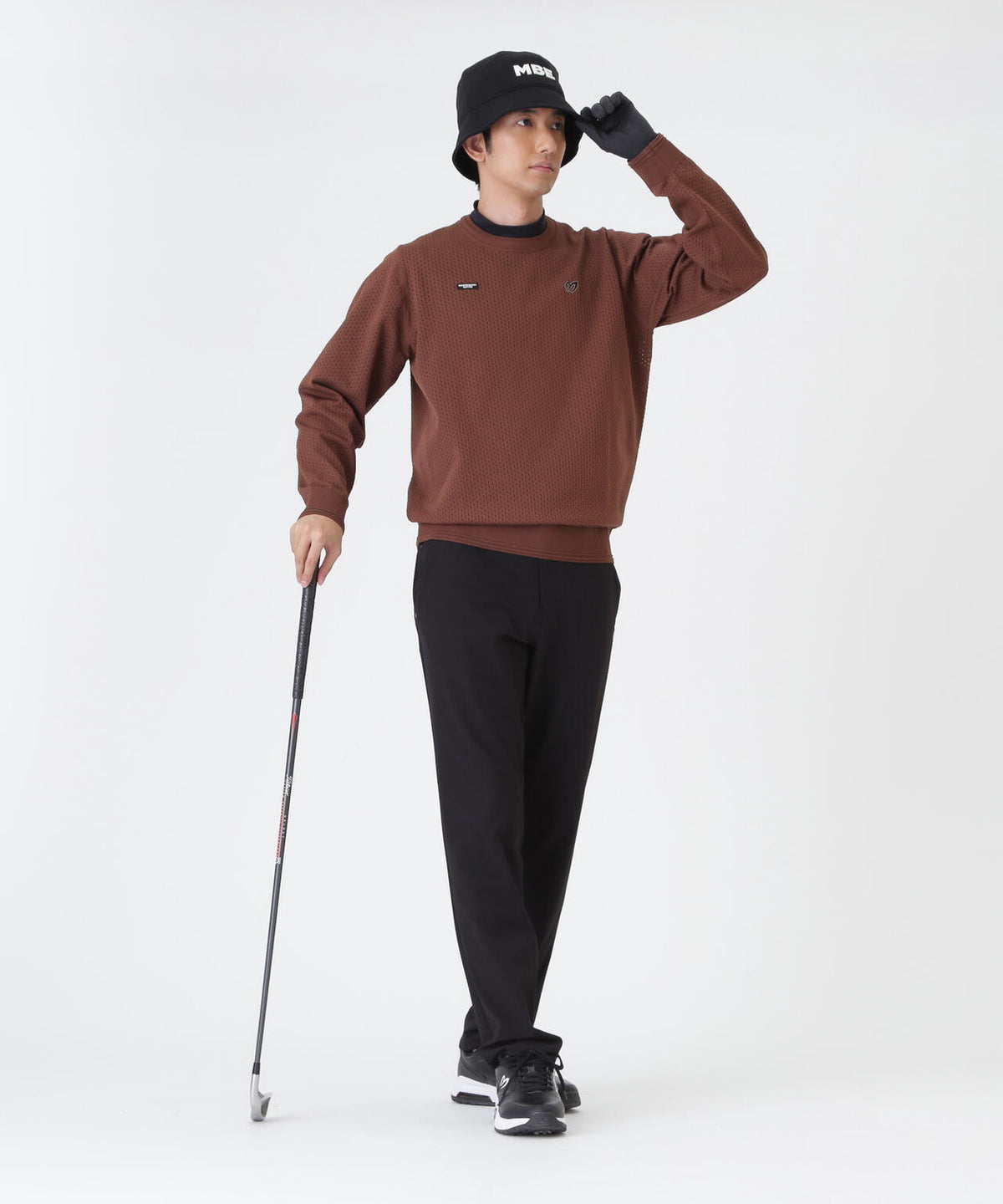 H:182cm/C:93/W:77/H:91 着用サイズ：5