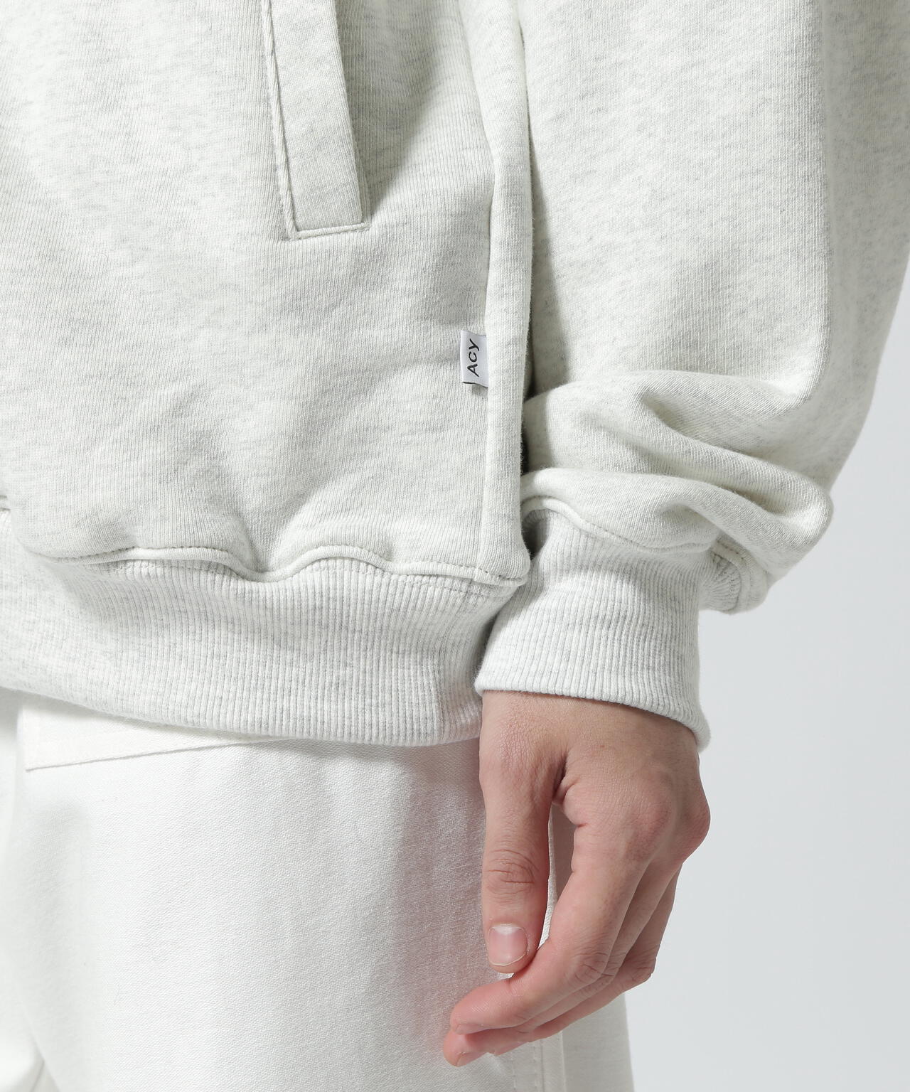 Acy /エーシー　HI NECK SWEAT
