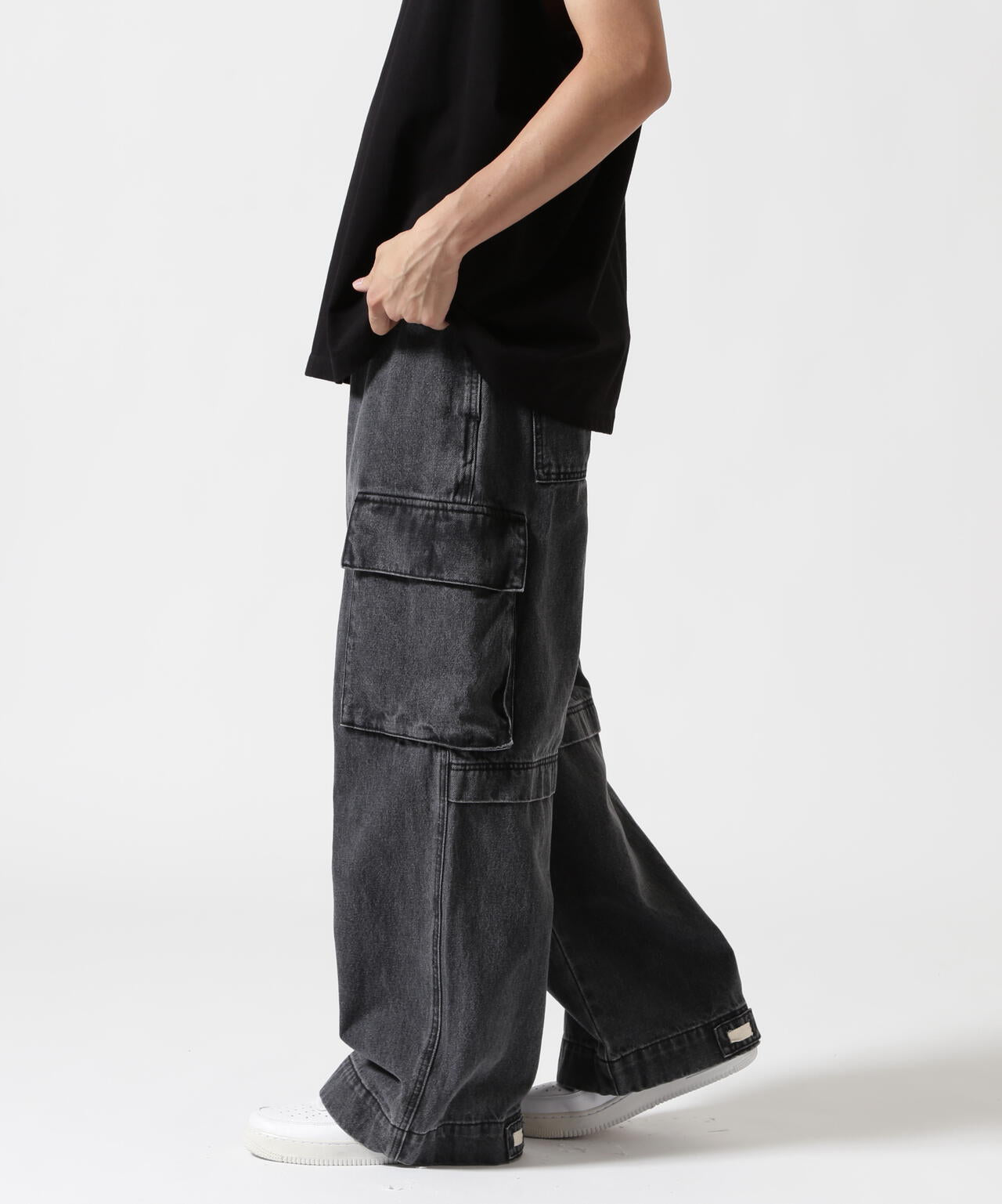 B omnivore/ビーオムニボー　DENIM CARGO PANTS