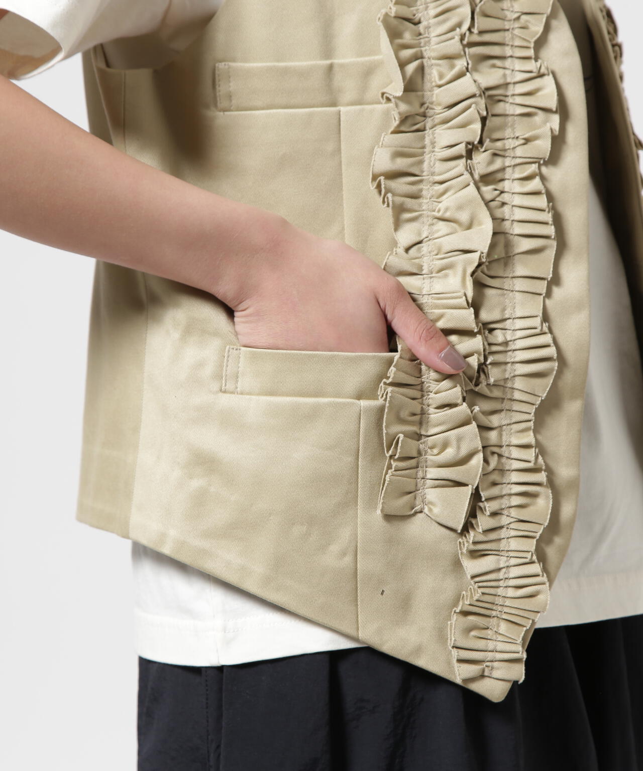 RHODOLIRION/ロドリリオン　Frill Vest - Chino Cloth