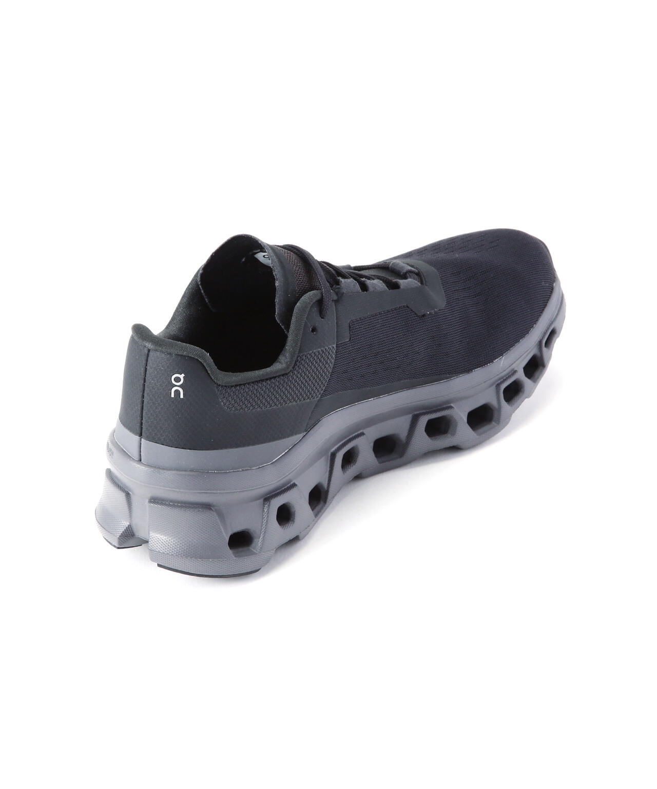 On/オン　Women's Cloudmonster ウィメンズクラウドモンスター