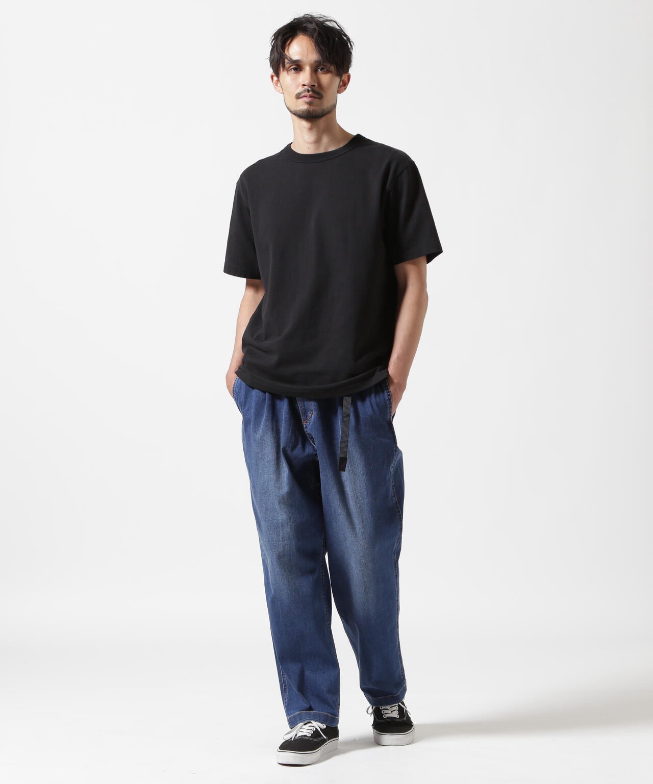 Height 178  Chest 92  Waist 76  hips 95  Shoes 27.0 着用サイズ：L