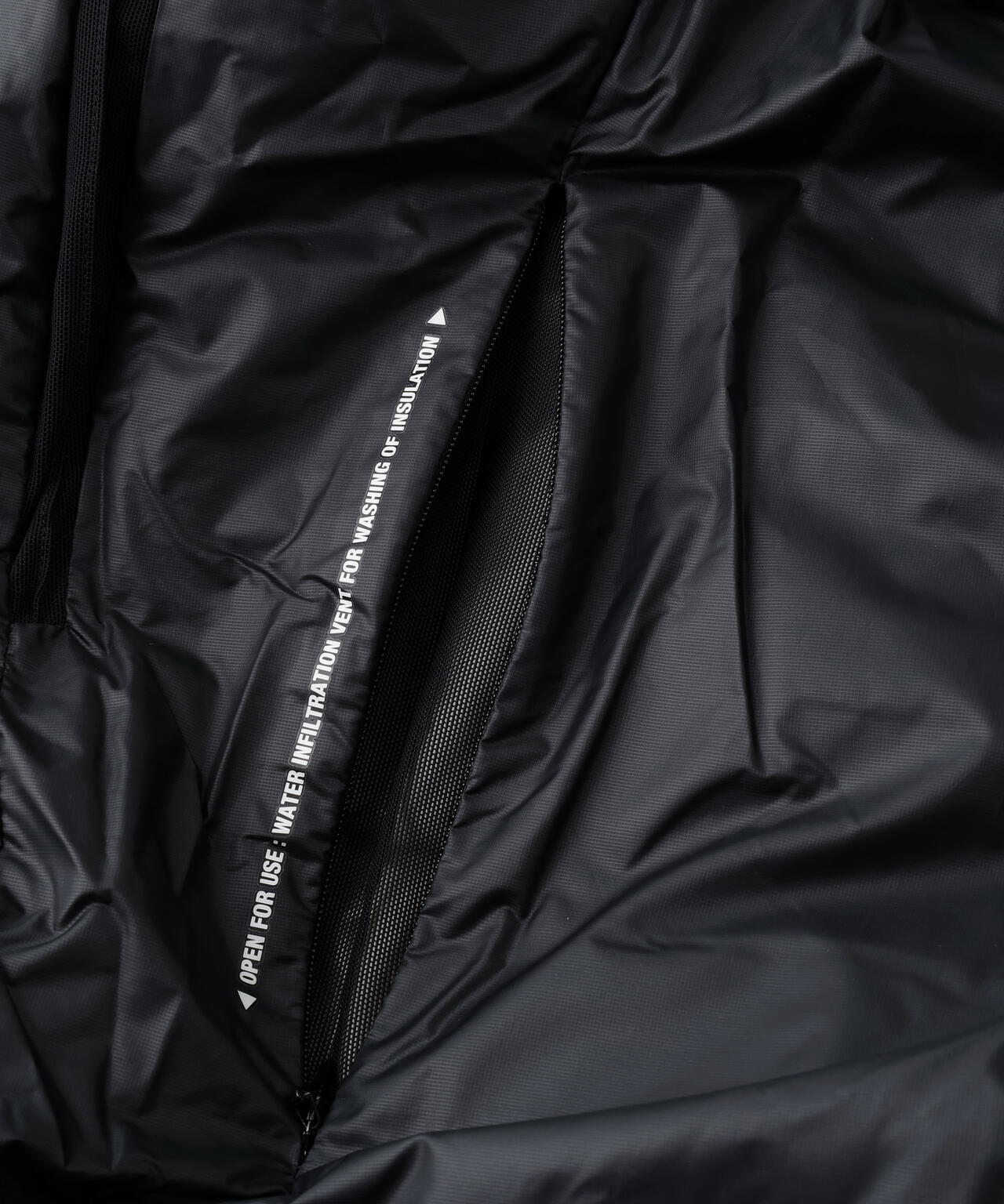DESCENTE ALLTERRAIN/デサント オルテライン　MOUNTAINEER  水沢ダウン マウンテニア