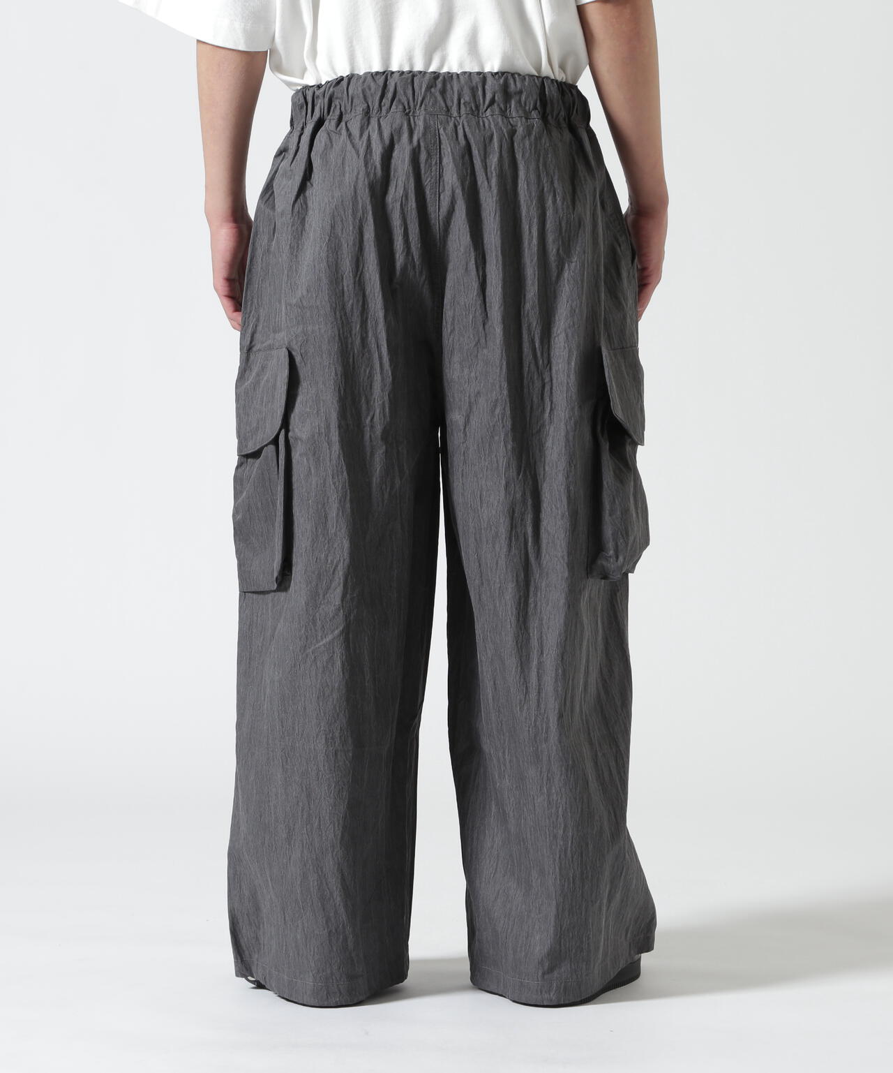 Height 178  Chest 92  Waist 76  hips 95  Shoes 27.0 着用サイズ：L