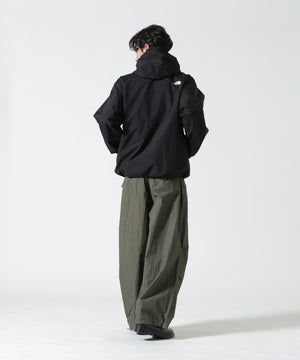 Height 178  Chest 92  Waist 76  hips 95  Shoes 27.0 着用サイズ：M