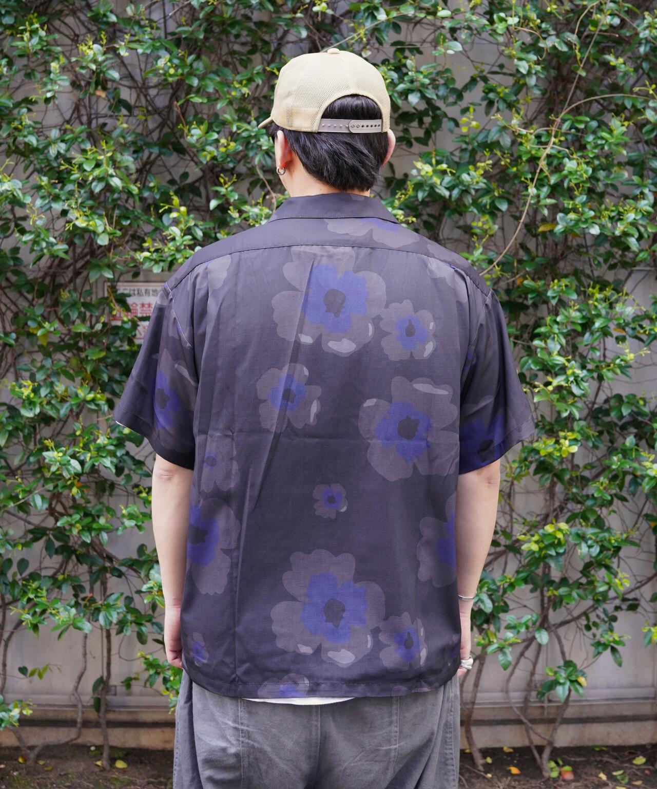 B omnivore/ビーオムニボー　FLOWER S/S SHIRT