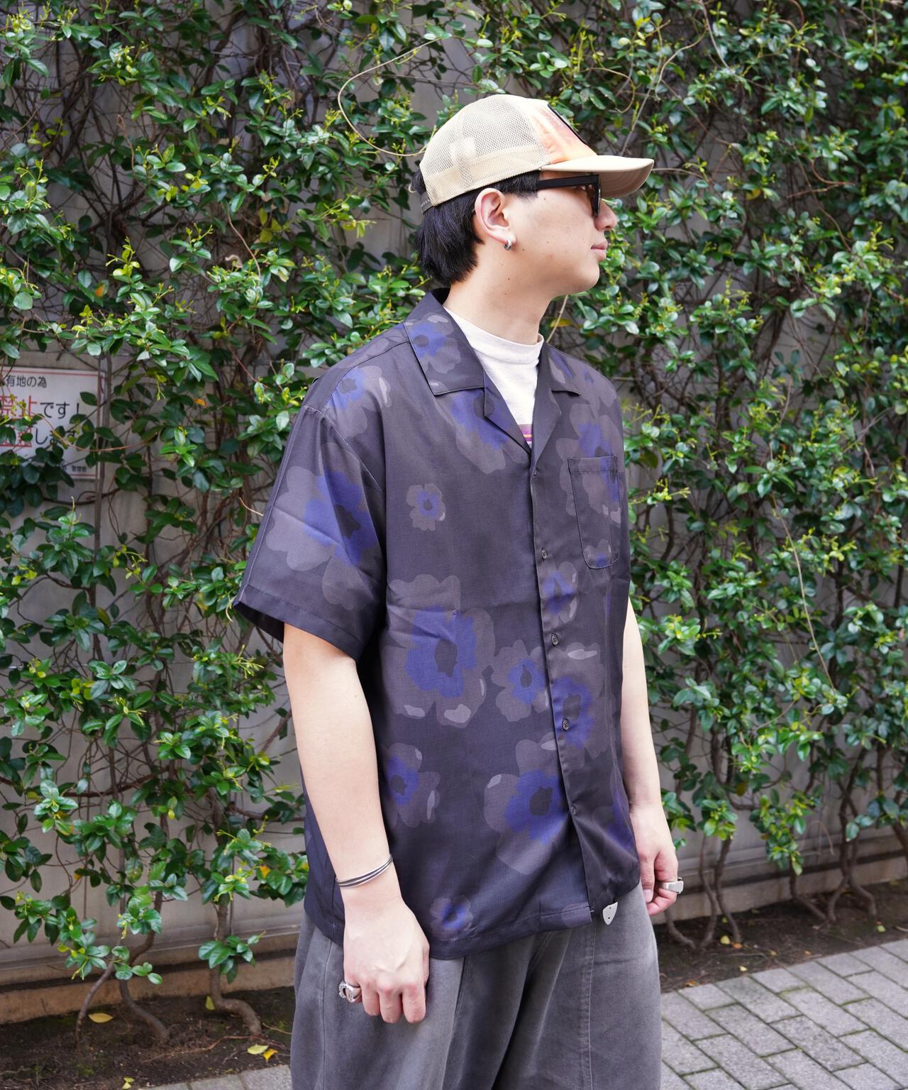 B omnivore/ビーオムニボー　FLOWER S/S SHIRT