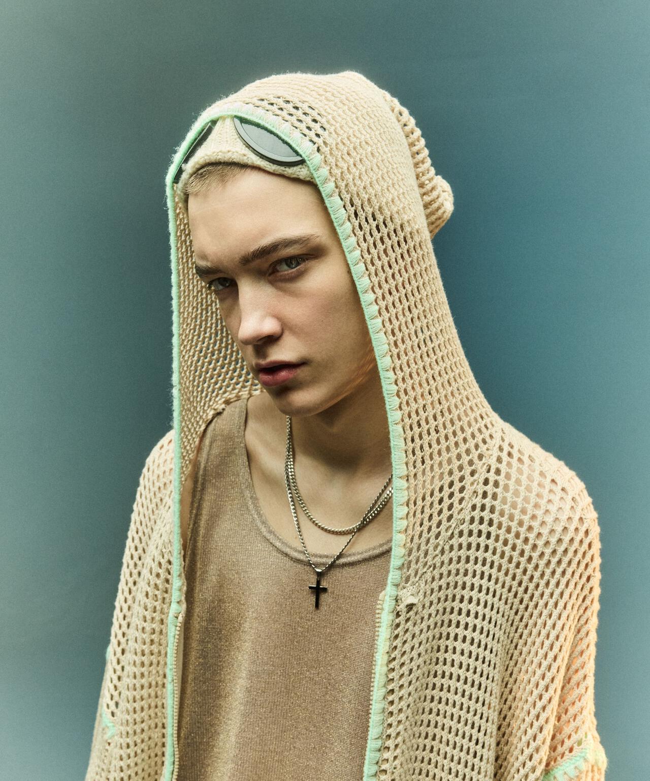 B omnivore/ビーオムニボー　HAND - STITCH MESH HOODIE
