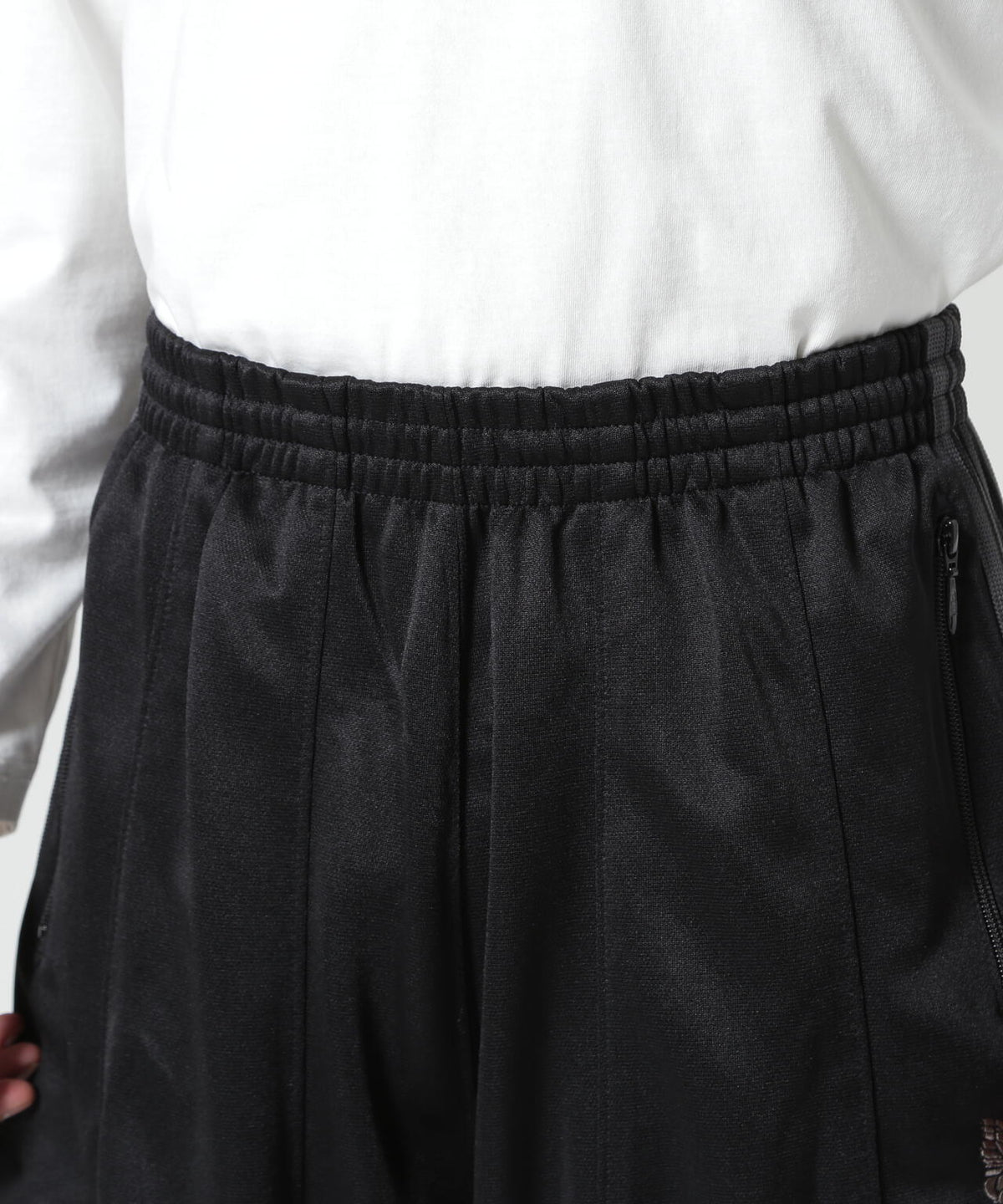 178cm B:92 W:76 H:95 着用サイズ：XS