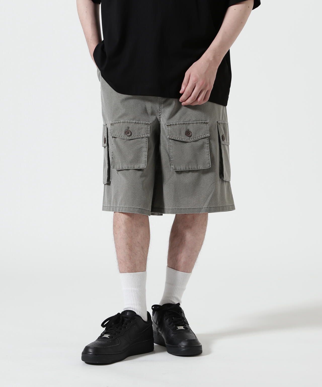 B omnivore/ビーオムニボー　PIGMENT WIND CLOTH W CARGO SHORTS