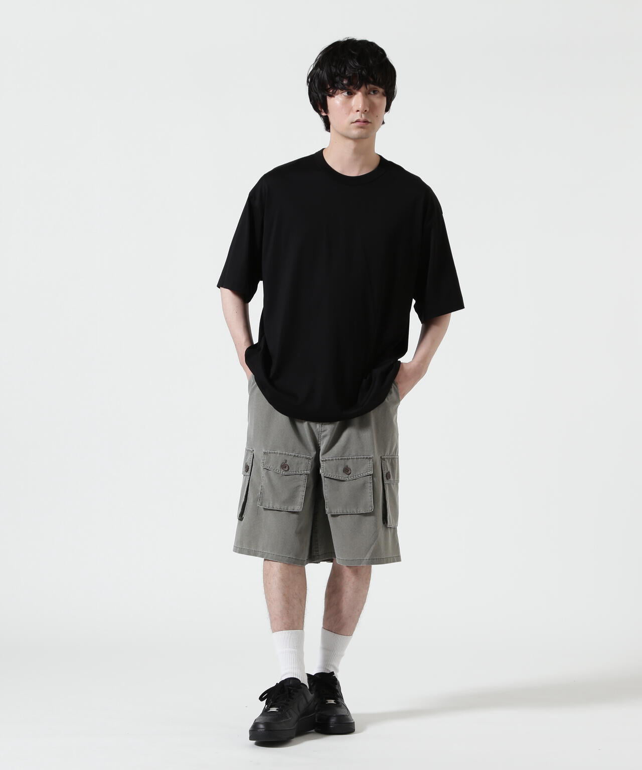 B omnivore/ビーオムニボー　PIGMENT WIND CLOTH W CARGO SHORTS