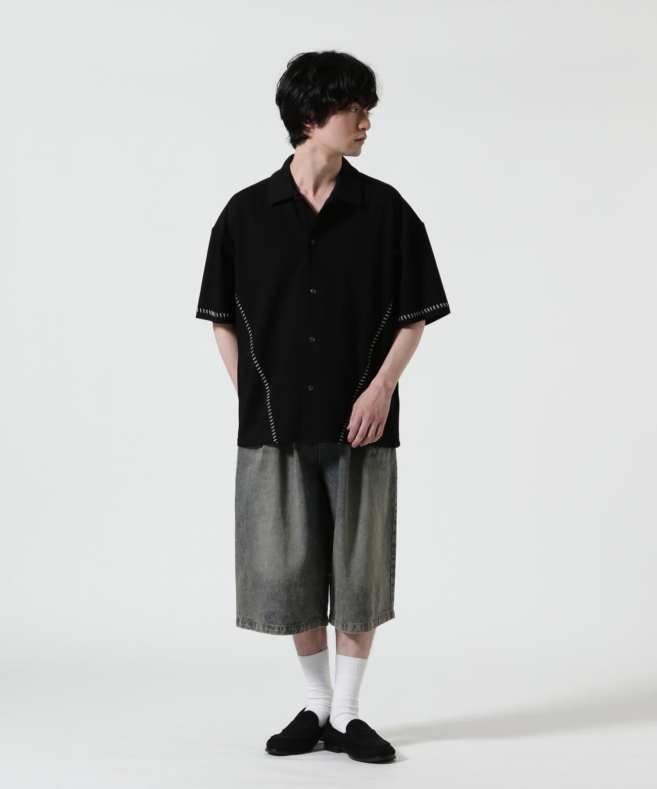 B omnivore/ビーオムニボー　TUCK DENIM SHORTS タックデニムショーツ