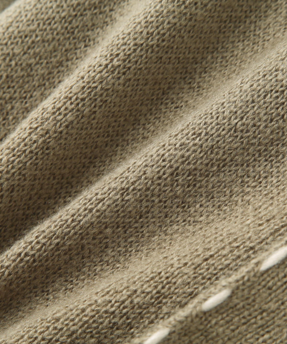 B omnivore/ビーオムニボー  HAND STITCH KNIT