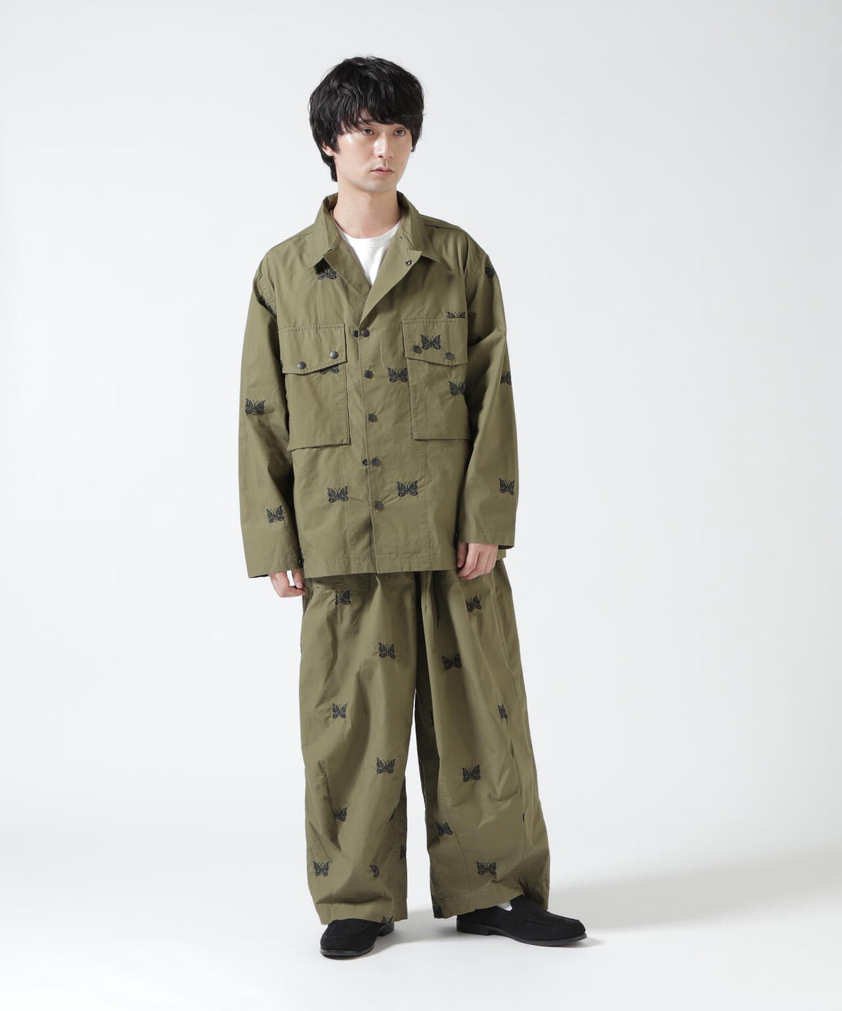 177cm B:81 W:72 H:88 着用サイズ：L