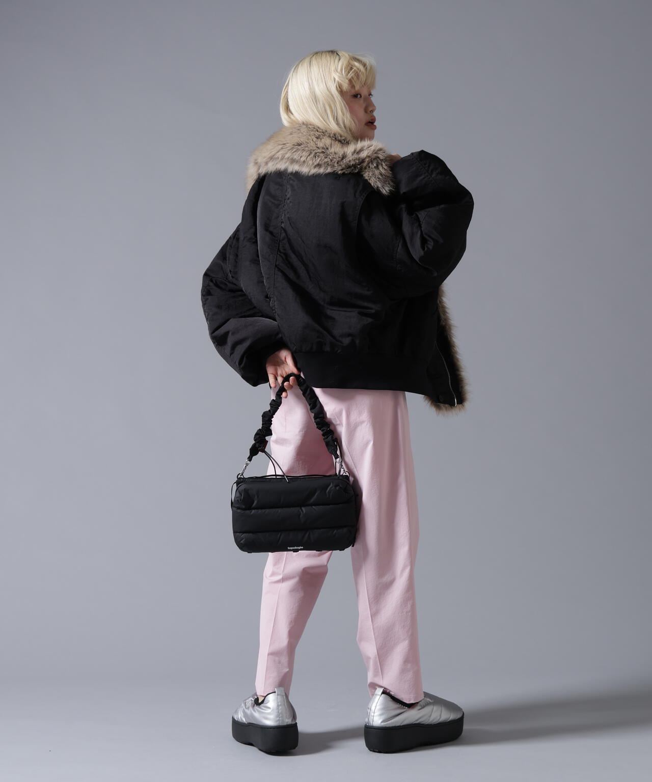 B omnivore/ビーオムニボー REVERSIBLE FUR NYLON BLOUSON
