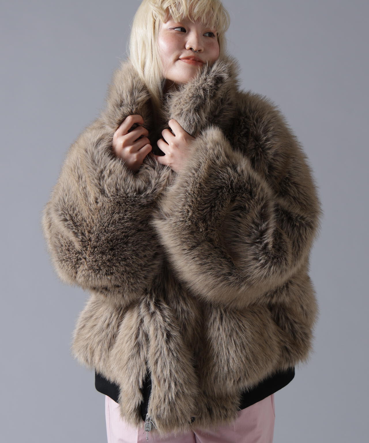 B omnivore/ビーオムニボー REVERSIBLE FUR NYLON BLOUSON