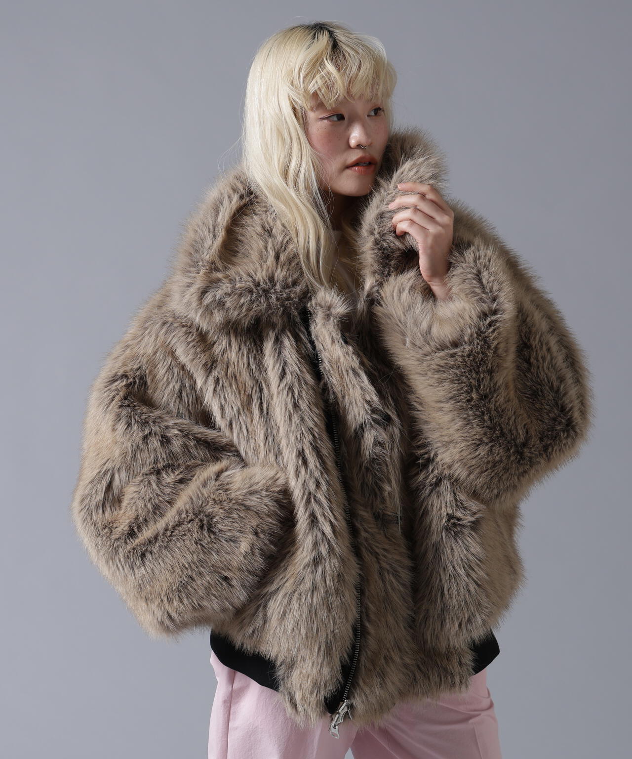B omnivore/ビーオムニボー REVERSIBLE FUR NYLON BLOUSON