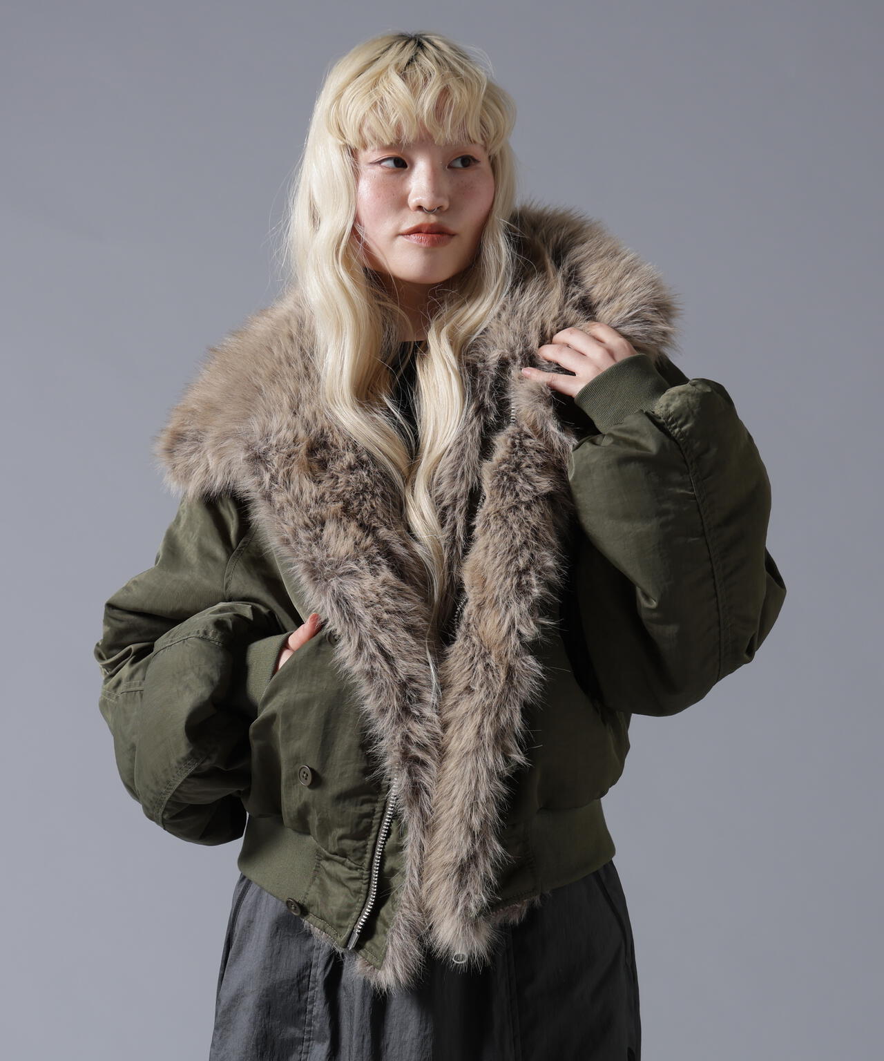 B omnivore/ビーオムニボー REVERSIBLE FUR NYLON BLOUSON