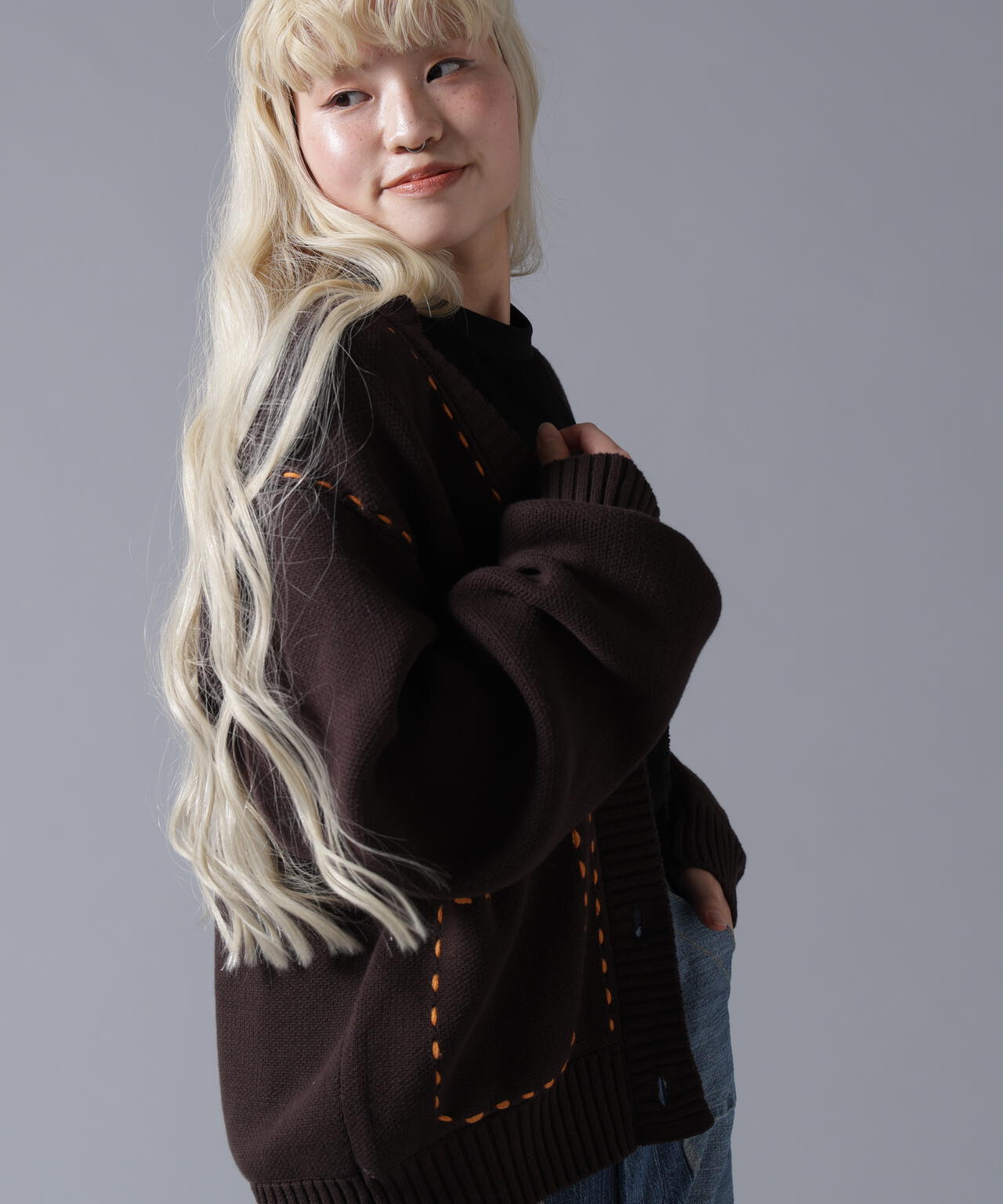 B omnivore/ビーオムニボー　STITCH KNIT CARDIGAN
