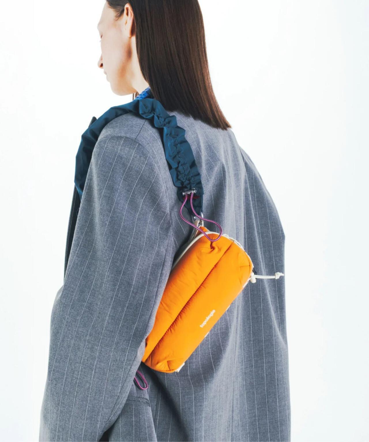 Topologie/トポロジー　Bottle Sacoche Medium Puffer Silky Peach 【バッグ単体】