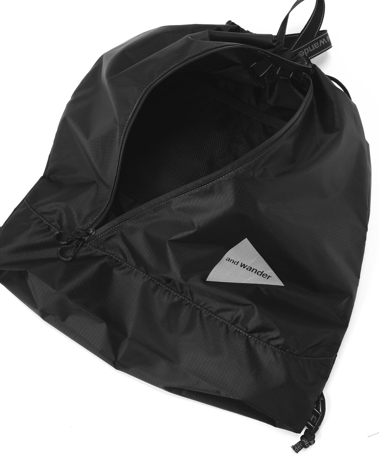 and wander/アンドワンダー　crispy rip drawstrung bag　ナップサック