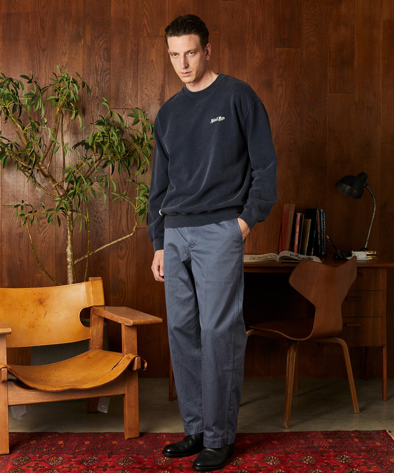 QUALITY OVER QUANTITY CREW SWEAT/クオリティ オーバー クアンティティ クルースウェット
