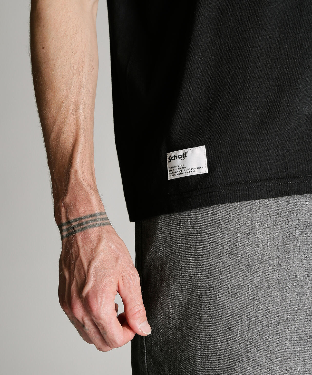 CIRCLE LOGO T-SHIRT/サークル ロゴ Tシャツ