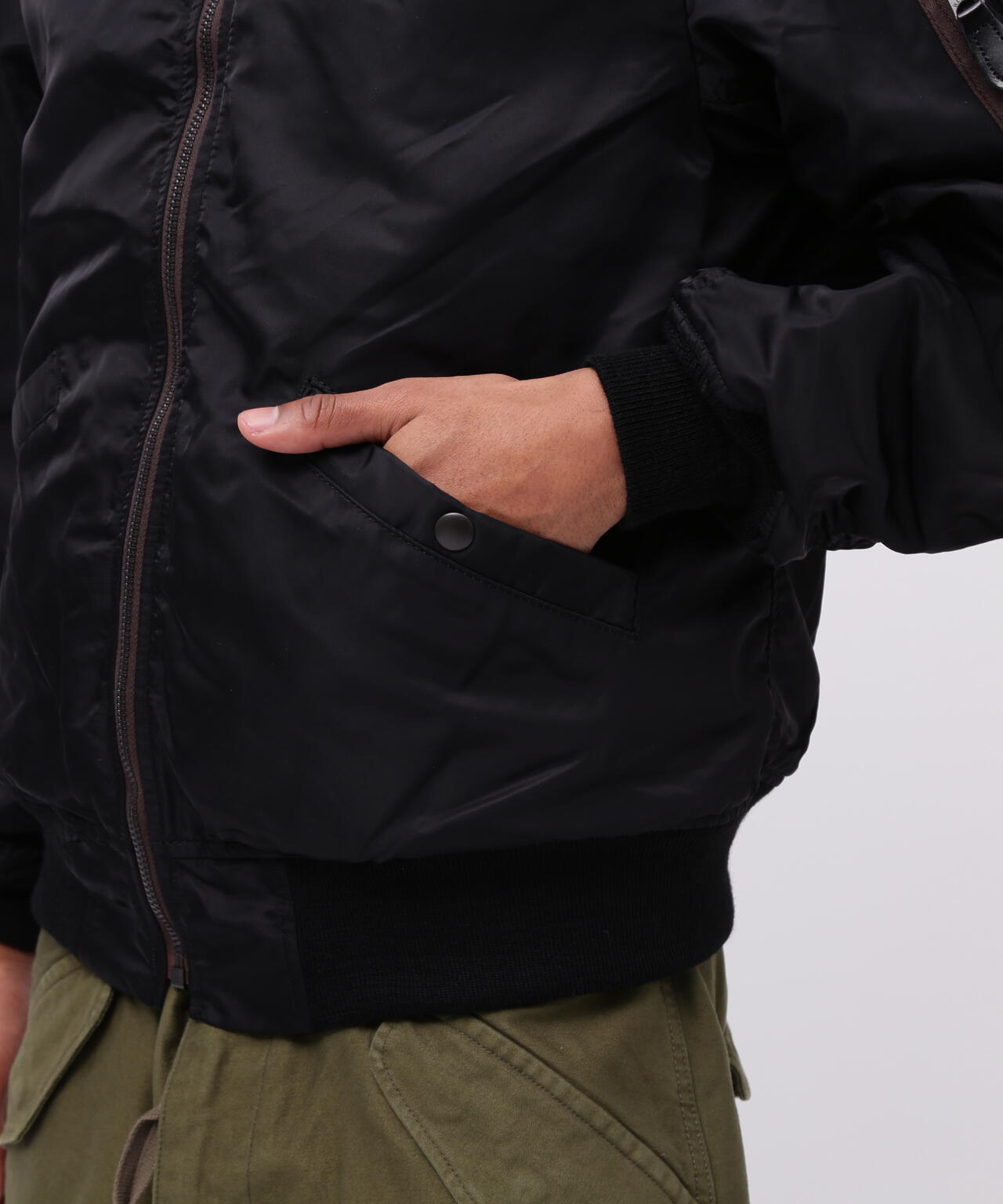 《VINTAGE LINE》L-2 BLACK / L-2 ブラック / AVIREX / アヴィレックス