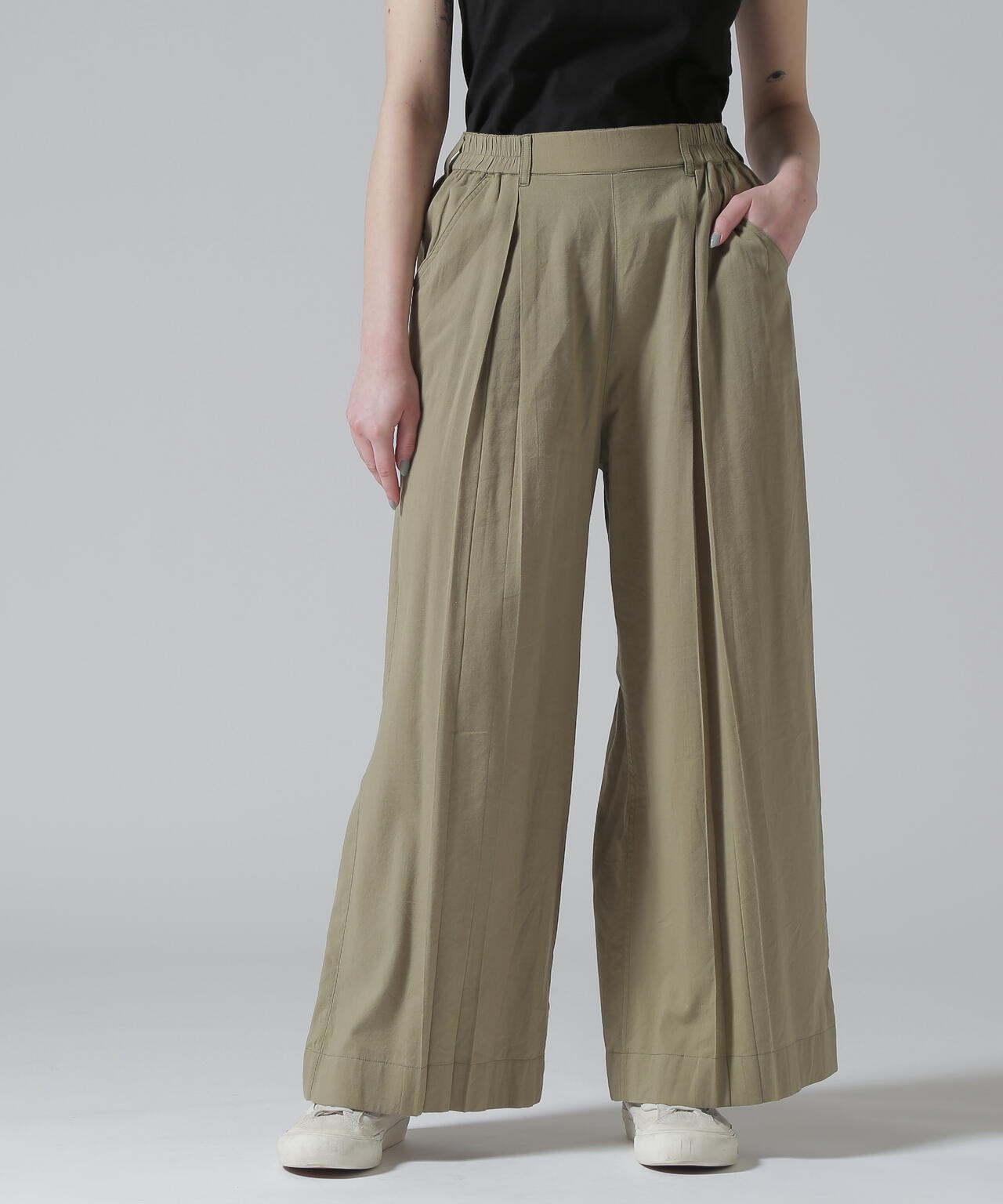 BOX PLEATS RELAX PANTS/ボックスプリーツ リラックスパンツ