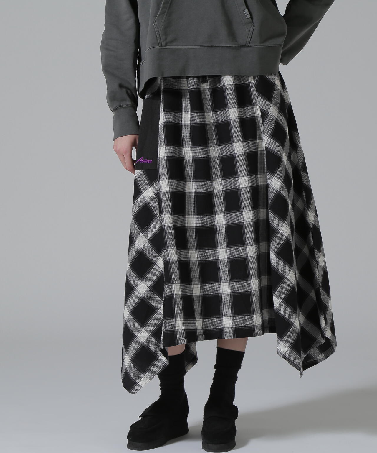 WAFFLE OMBRE CHECK IRREGULAR SKIRT/ワッフルオンブレチェック イレギュラースカート