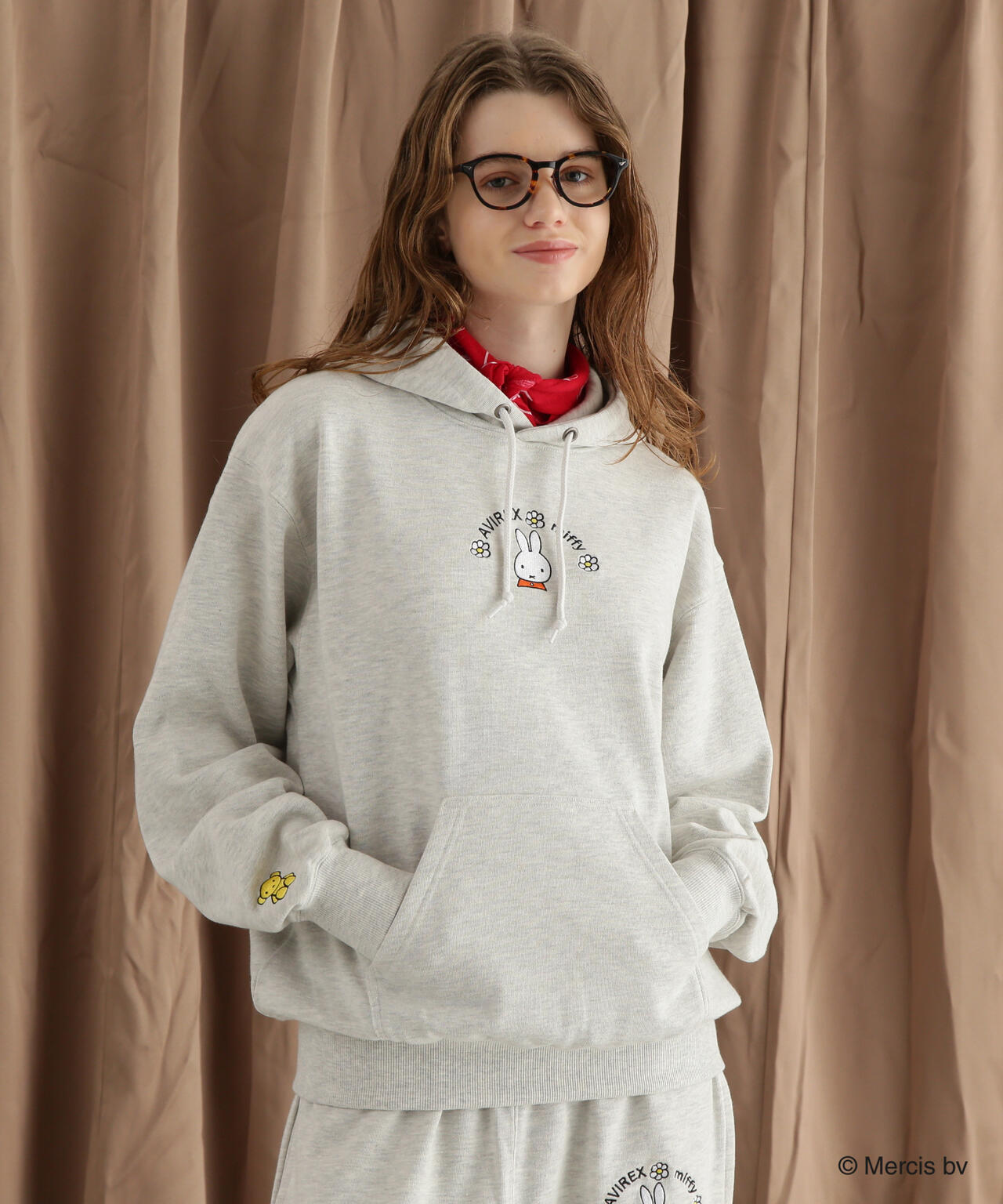 《AVIREX×miffy》WEB限定 SWEAT PULLOVER PARKA/アヴィレックス×ミッフィー パーカー