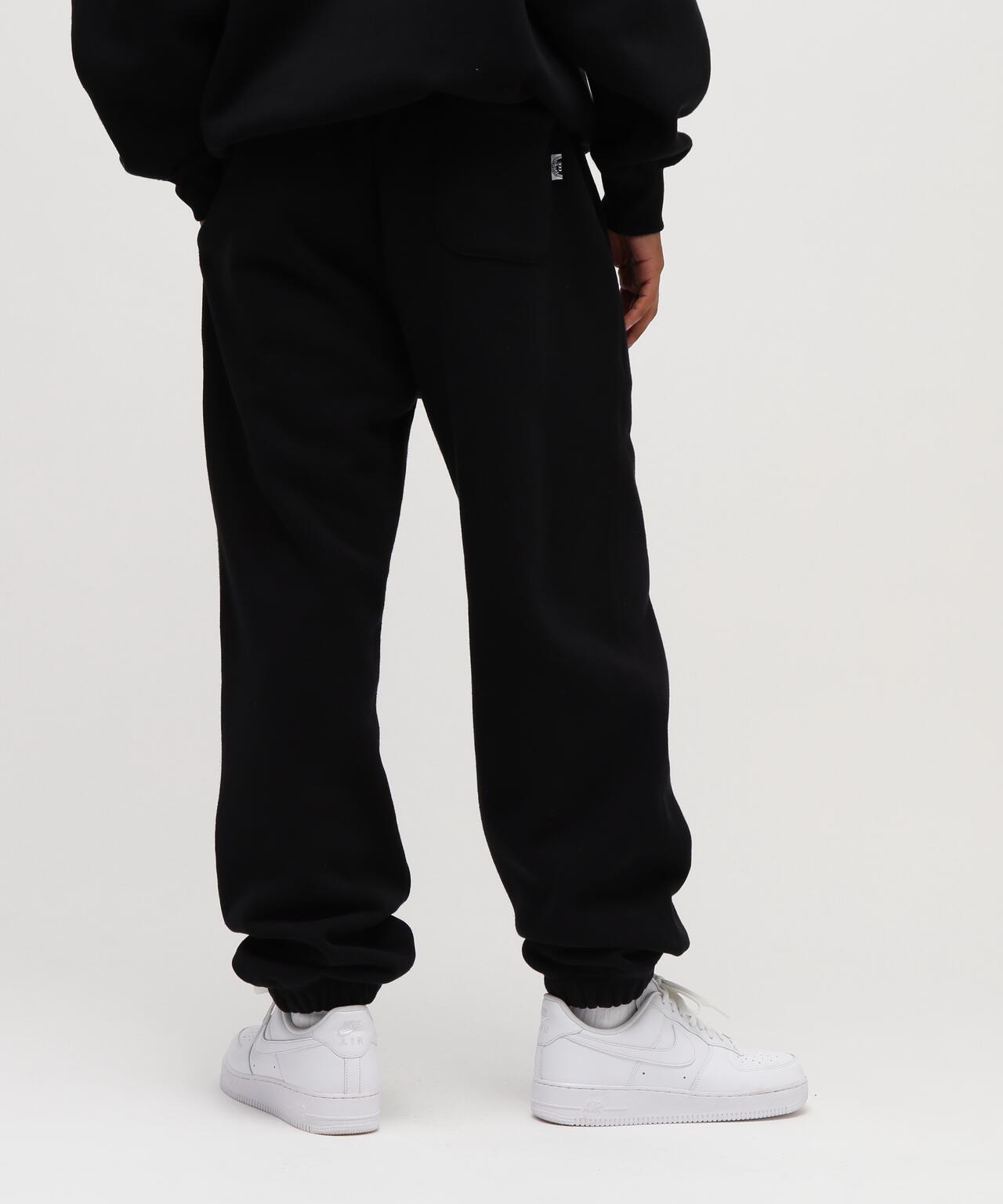 《AVIREX × CITY COUNTRY CITY》SIGNATURE SWEAT PANTS