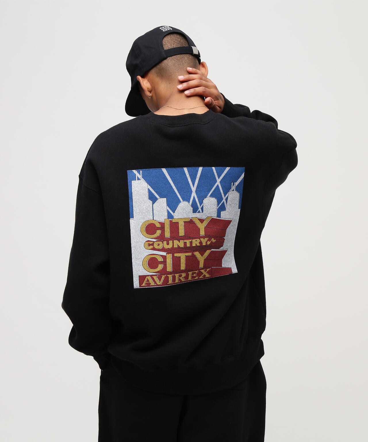 《AVIREX × CITY COUNTRY CITY》SIGNATURE CREW SWEAT