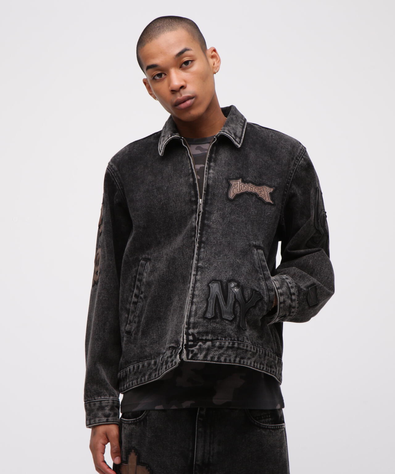 LEATHER PATCH DENIM JACKET
