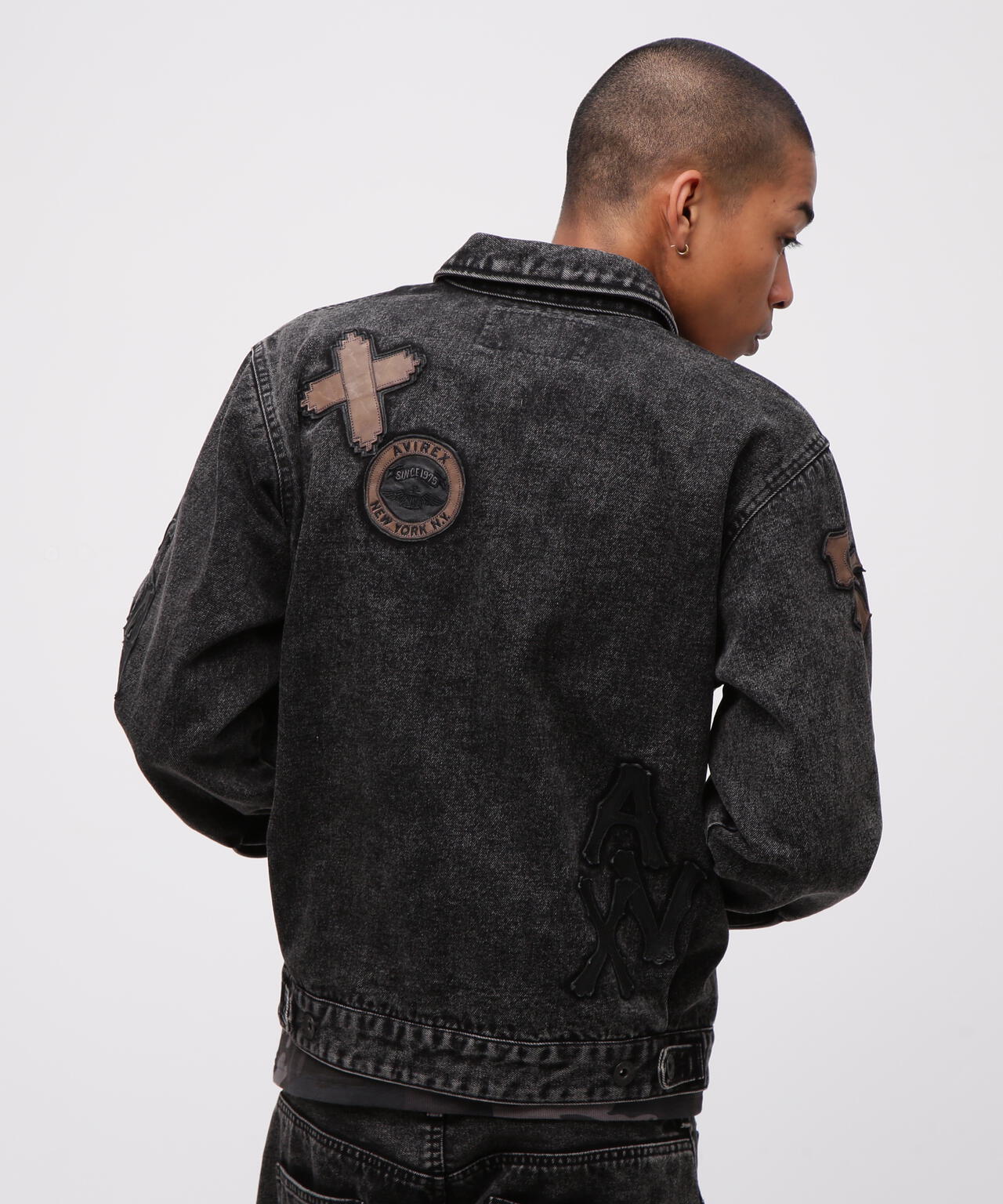 LEATHER PATCH DENIM JACKET