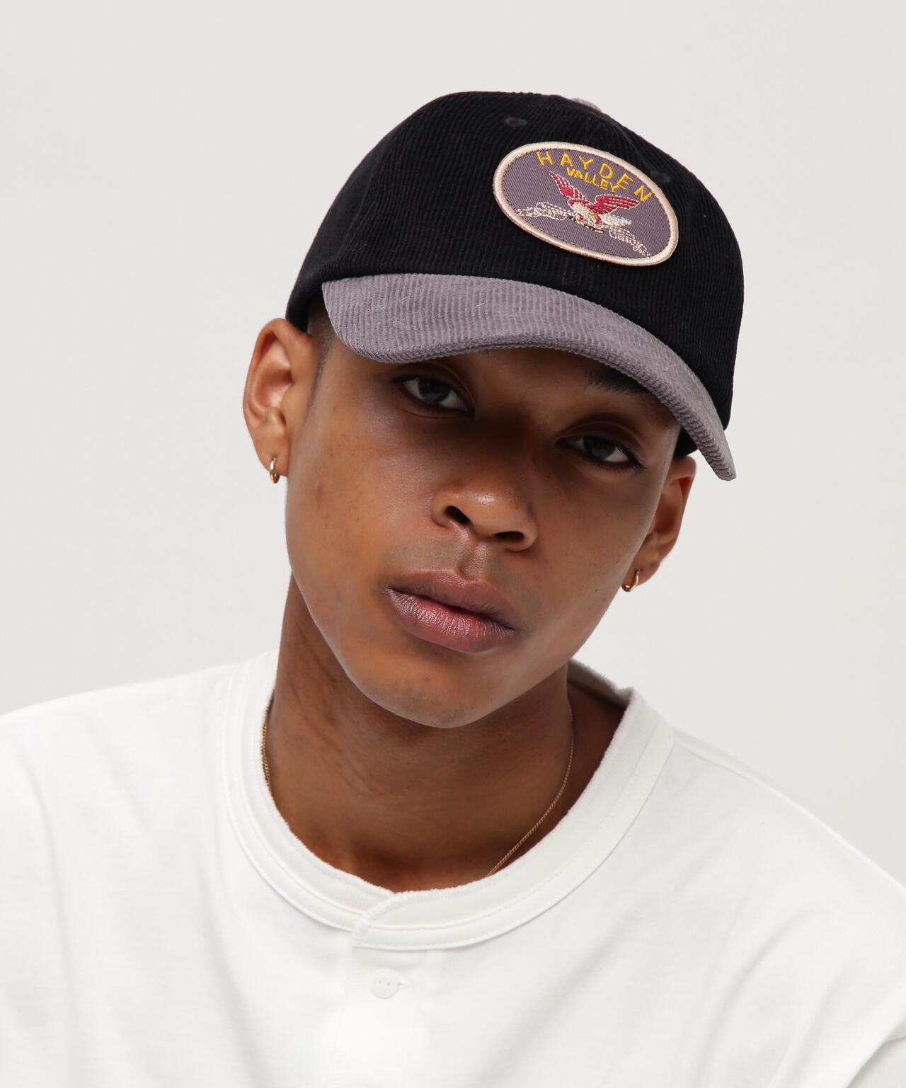 AUTHENTIC EAGLEMOTIF WAPPEN CORDUROYLAW CAP