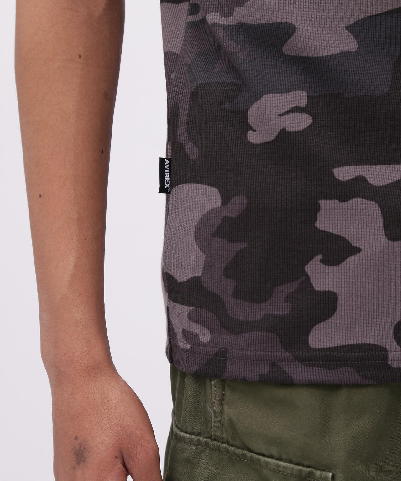 《DAILY/デイリー》RIB S/S HENLEY NECK T-SHIRT ”CAMOUFLAGE”