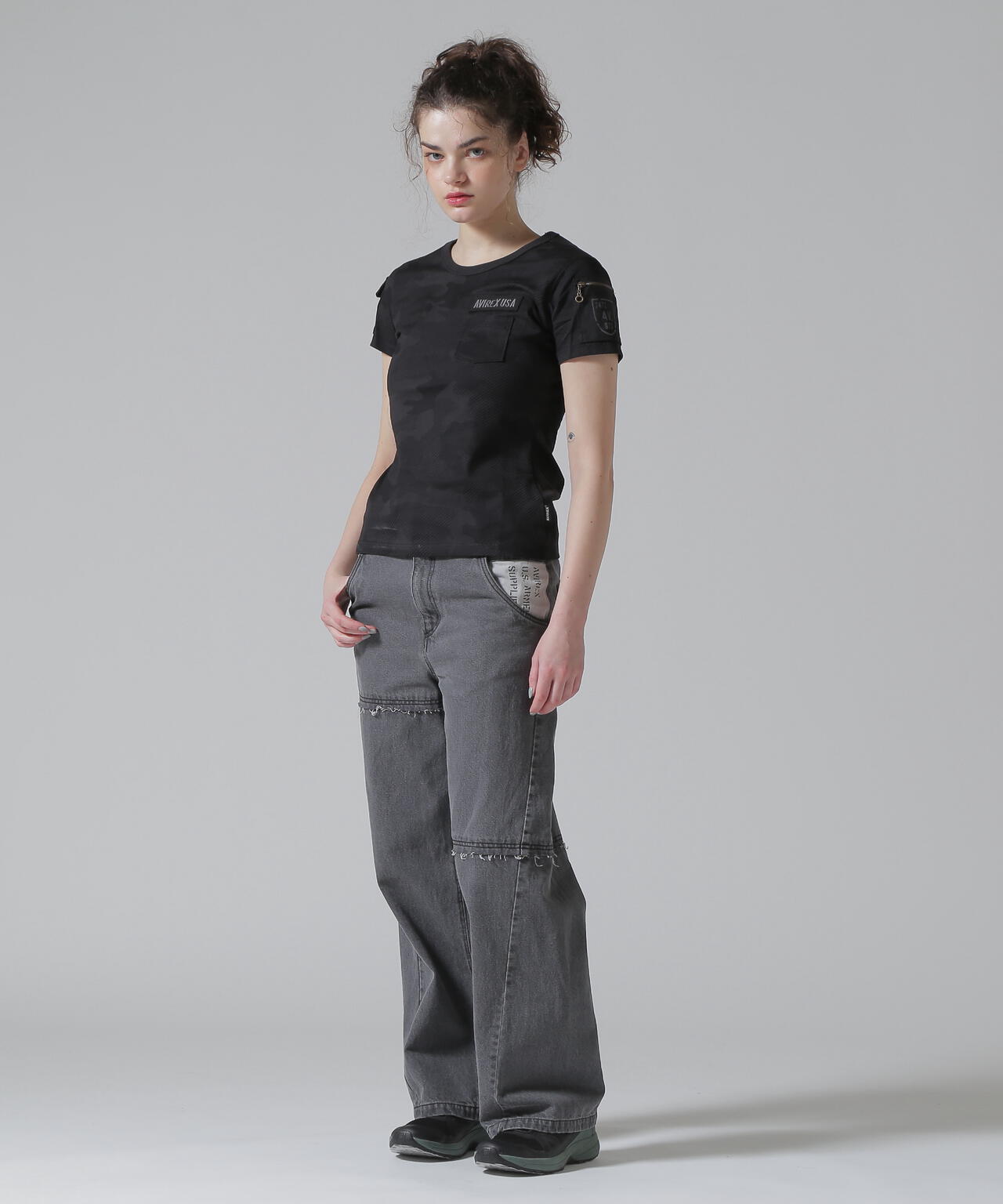 Height 171cm Bust 82cm Waist 59cm Hips 89cm 着用サイズ：M