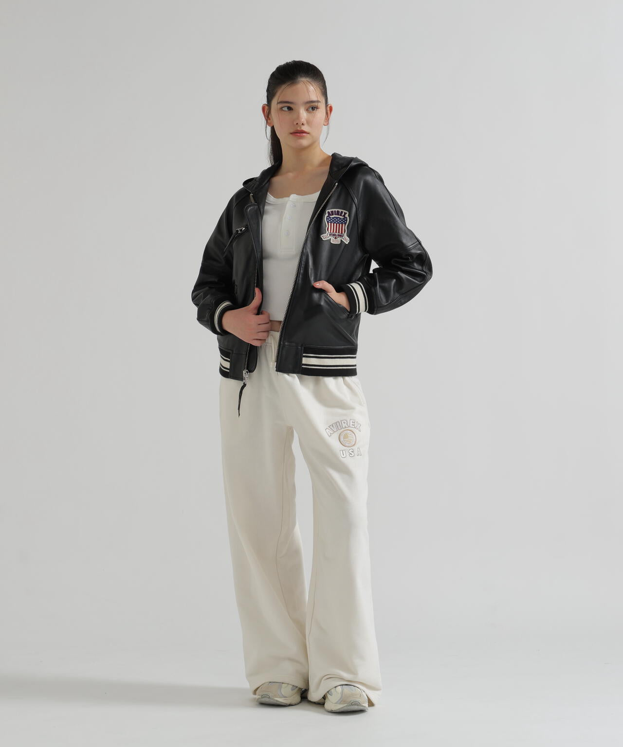 《WOMAN》SIGNATURE HOODED LEATHER