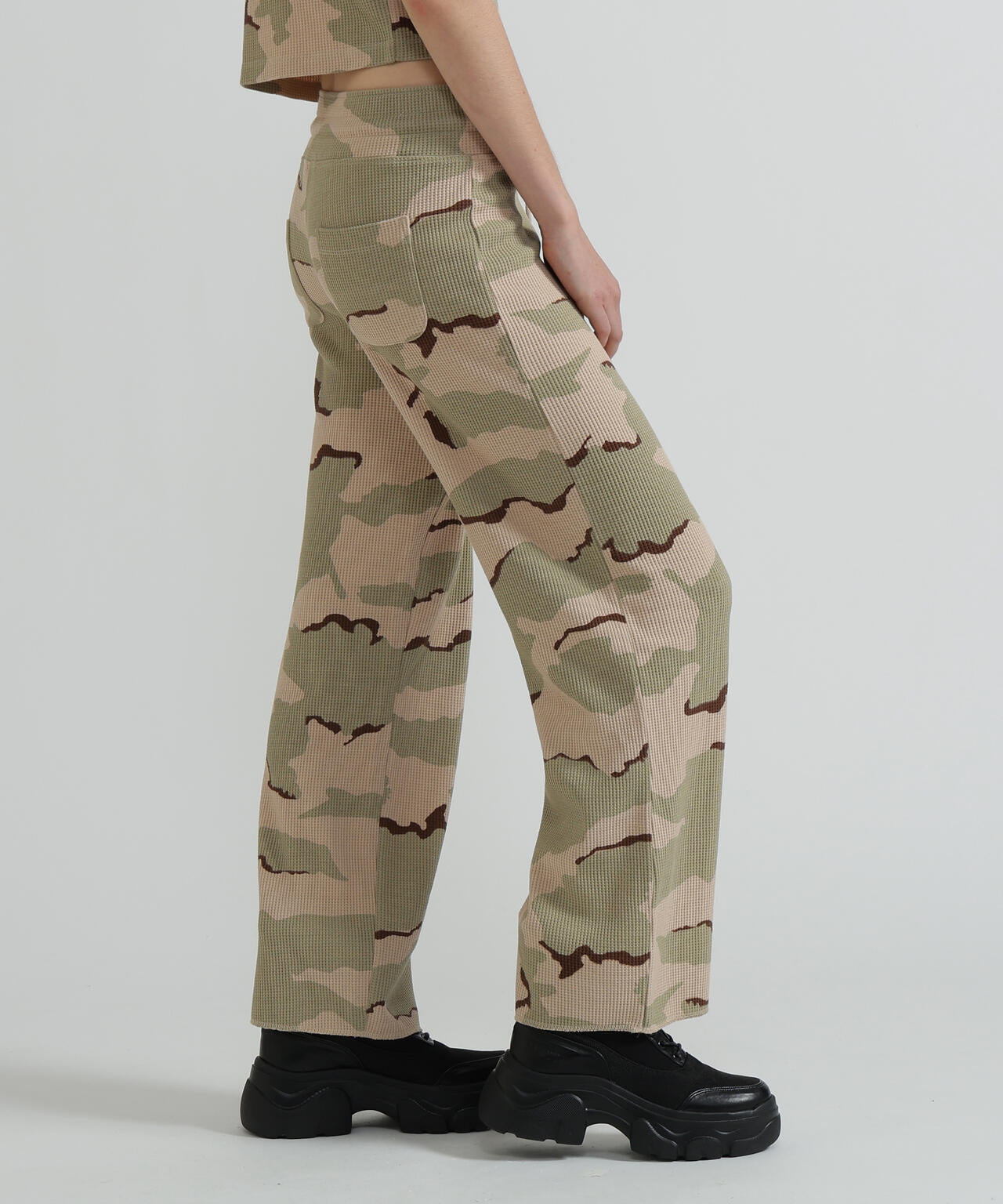 《直営店限定》CAMO WAFFLE PANTS