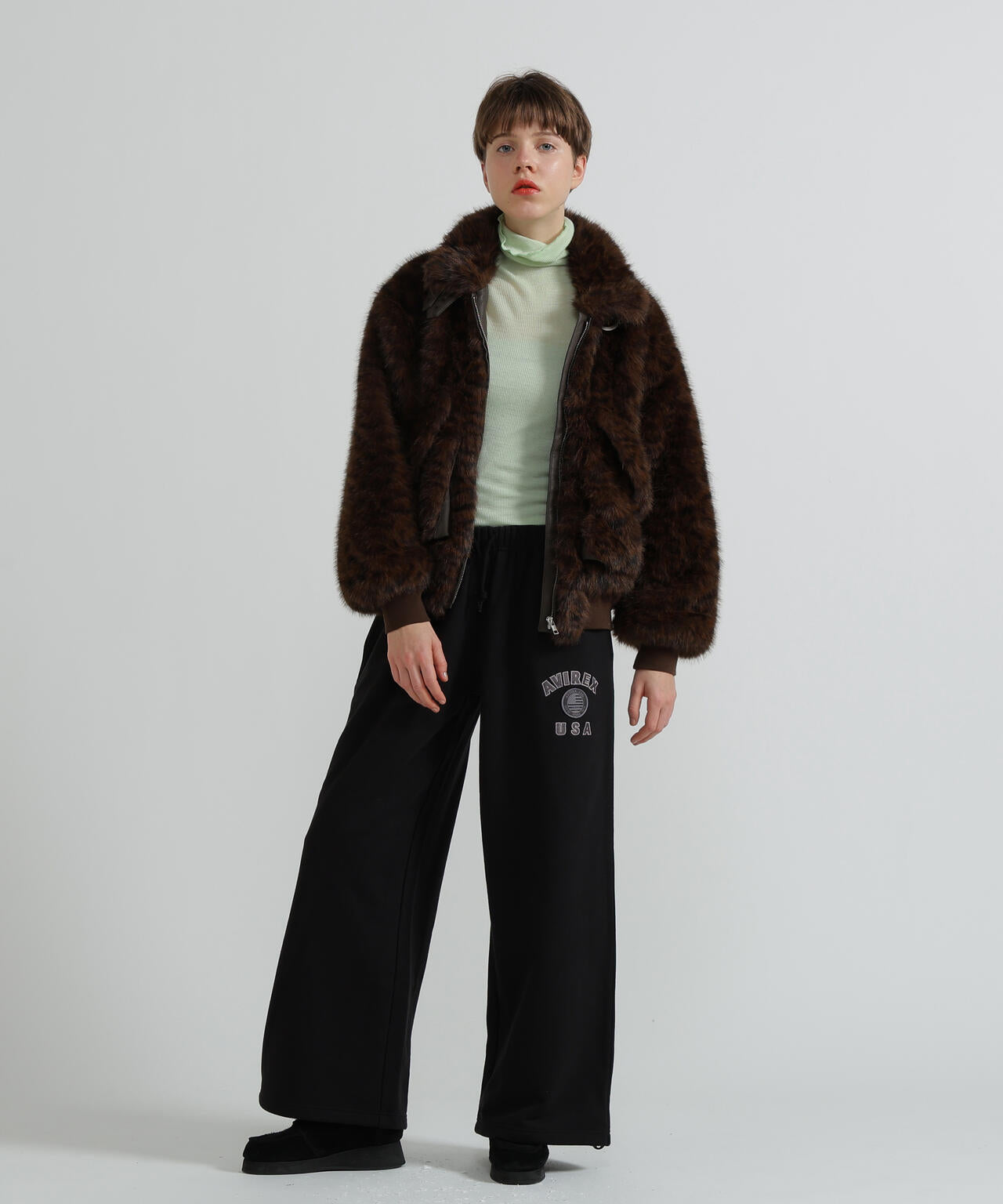 《WOMAN/直営店限定》VARSITY FLAG SWEAT PANTS