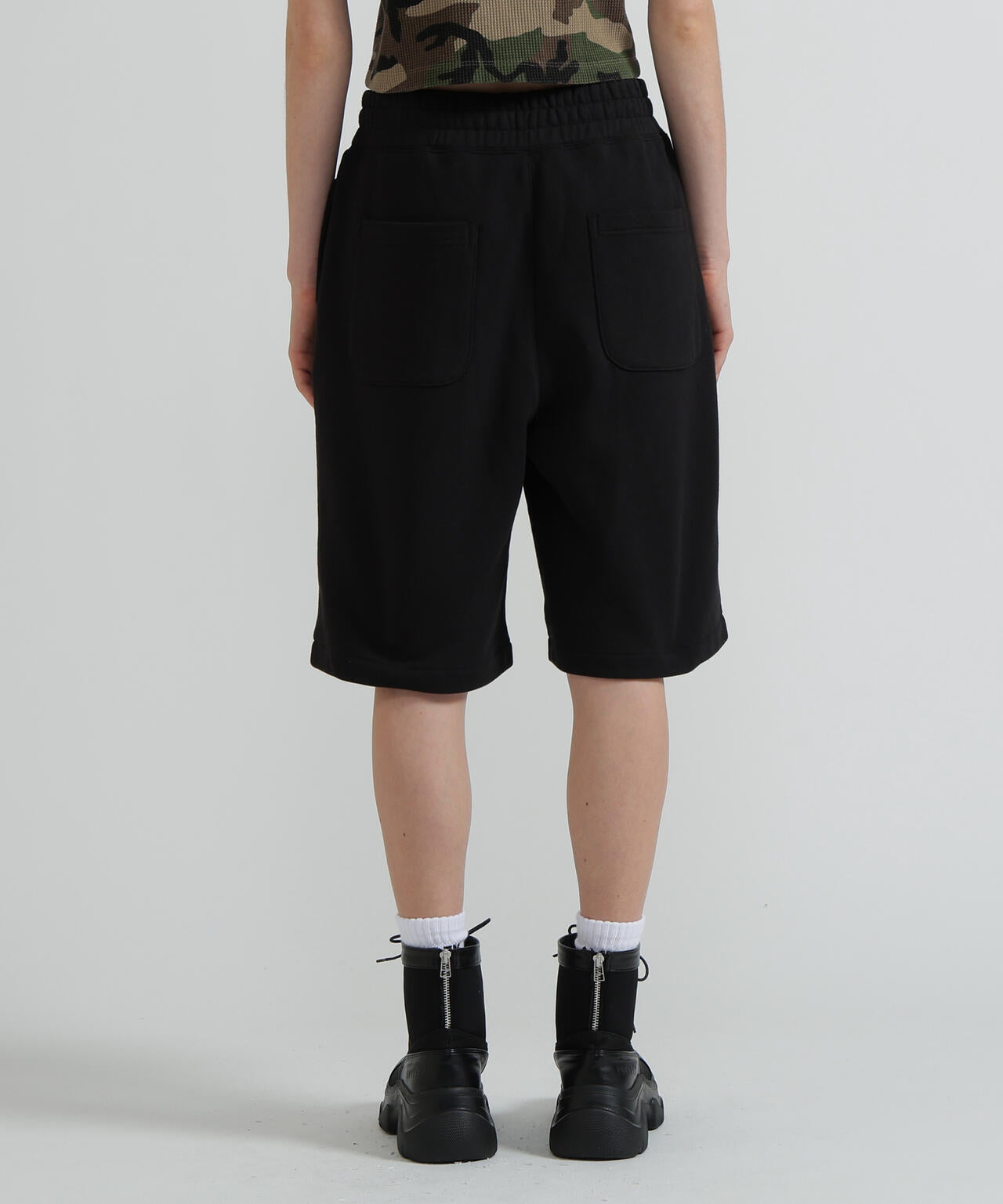 《WOMAN/直営店限定》VARSITY FLAG HARF PANTS