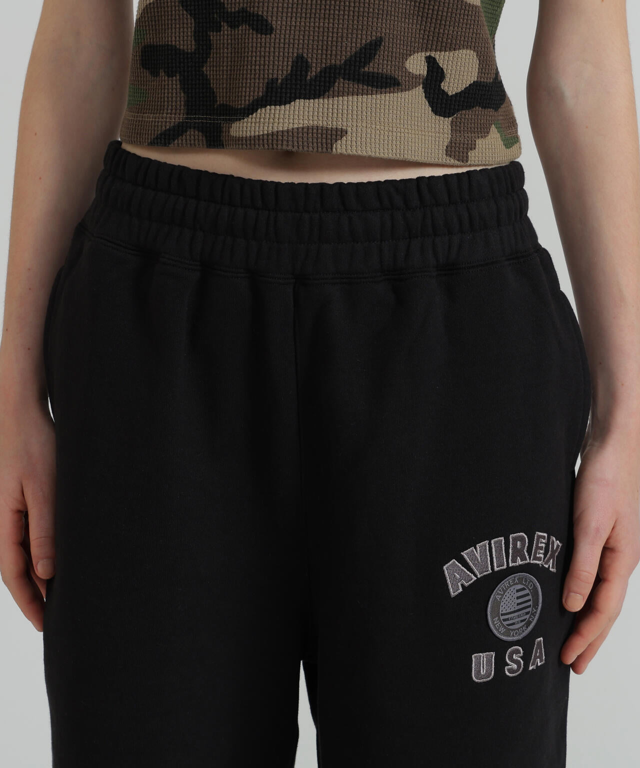 《WOMAN/直営店限定》VARSITY FLAG HARF PANTS