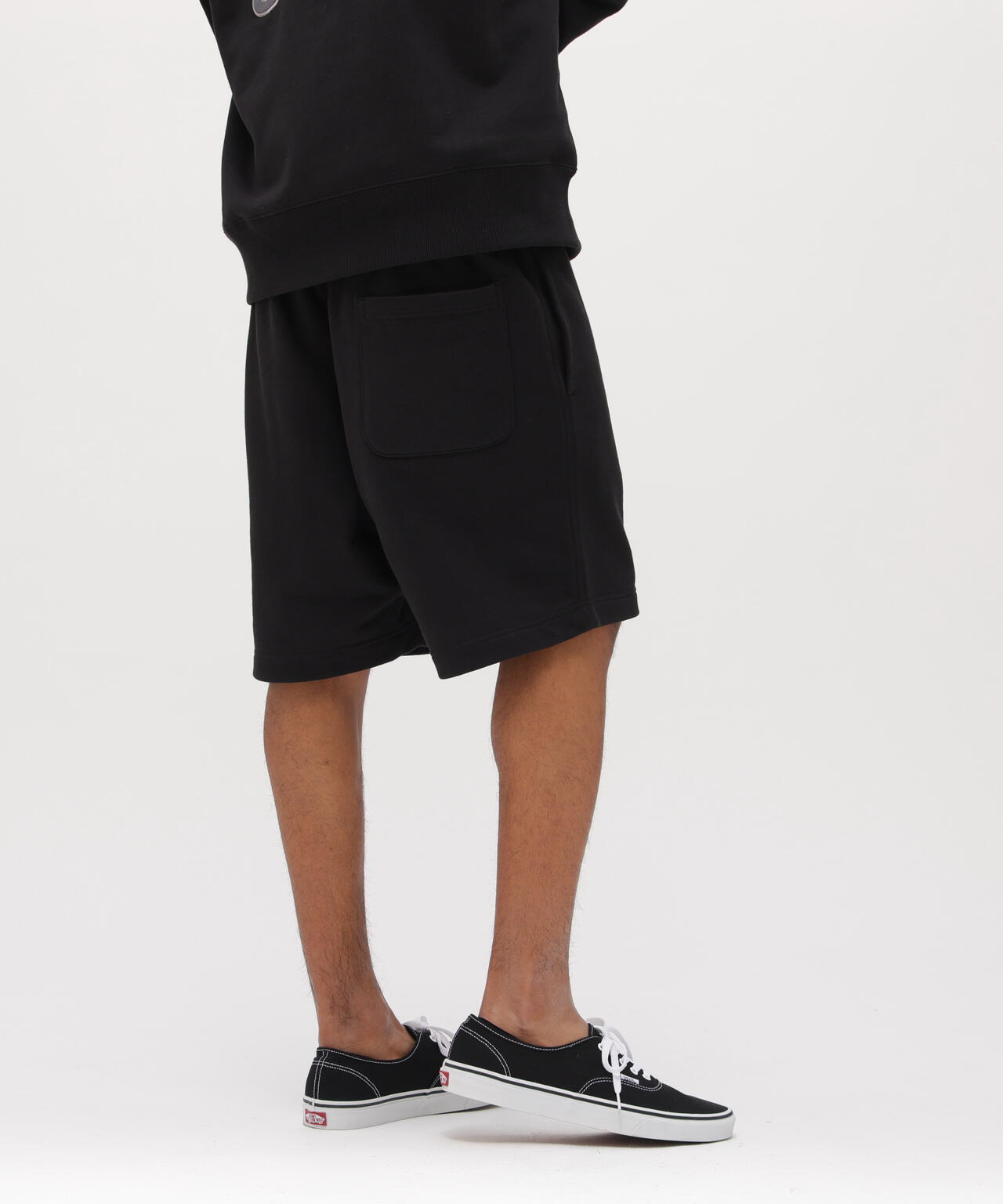 《直営店限定》VARSITY FLAG SWEAT SHORTS